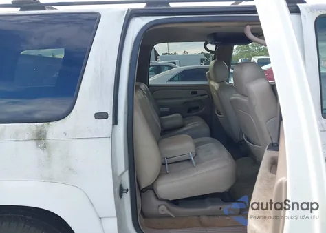 2003 Chevrolet Suburban 1500 Lt z USA, uszkodzony, nr VIN 1GNFK16Z53J153365